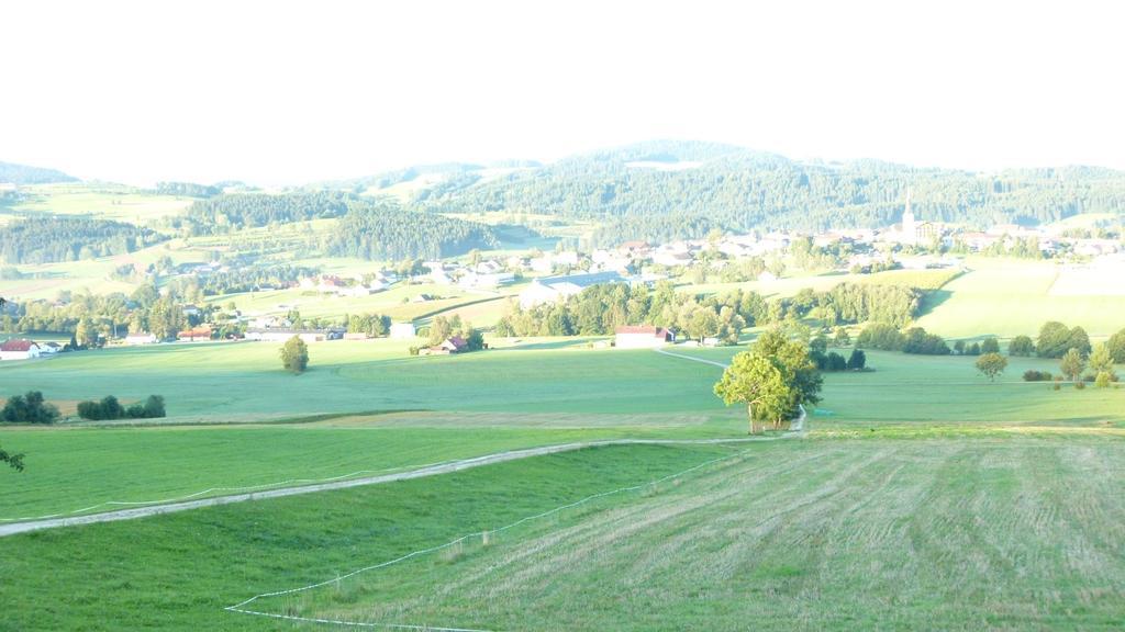 Landhotel Sonnenhof Motorradkrauk Ульрихсберг Экстерьер фото